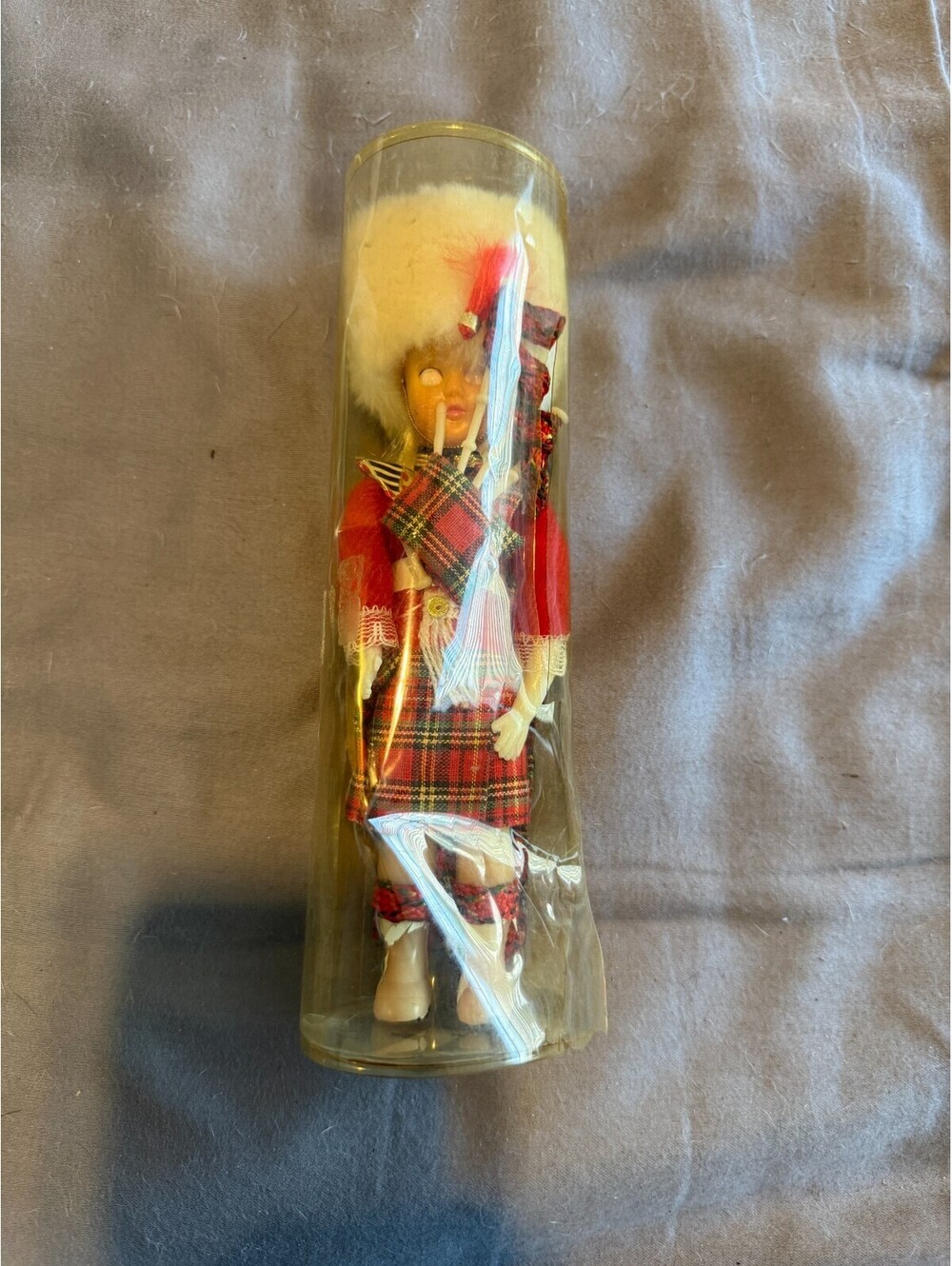 Vintage Scottish Bagpiper Souvenir Doll Highland Kilt Tartan Bagpipes Fur Hat w/